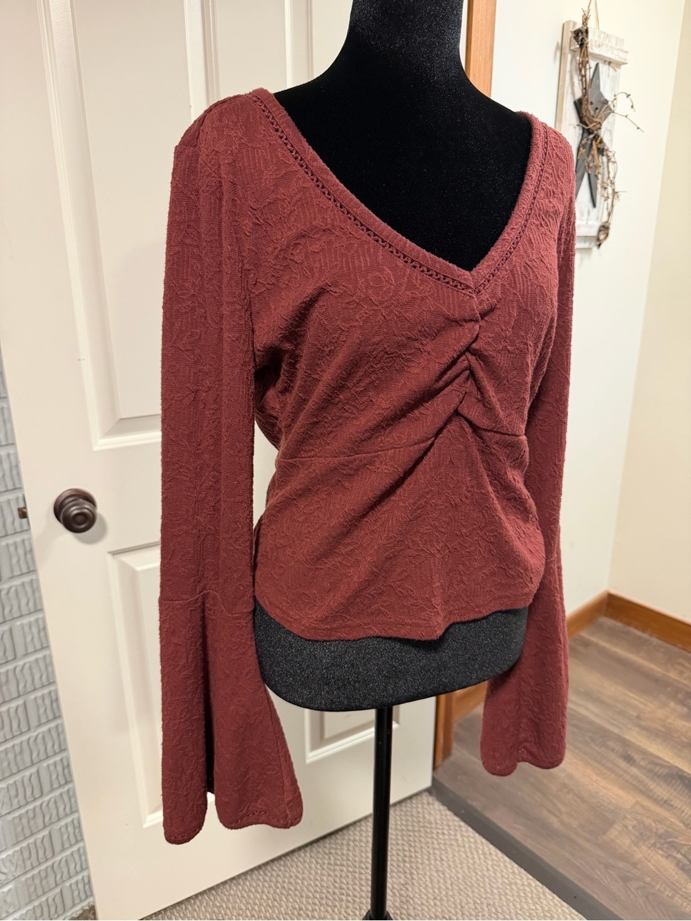 Shyanne Textured Bell Sleeve Top XL Burgundy Boho V-Neck Blouse